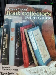 Antique Trader Book Collector's Price Guide   soft cover  Richard Russell     2003